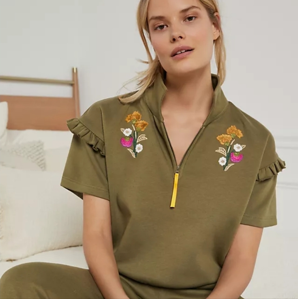 Anthropologie TINY Saturday Sunday Olive Green Floral Embroidered Sweatshirt M